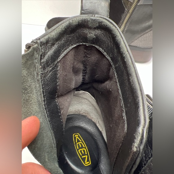 KEEN Morrison Mid Boot Suede Black Zip Belted Comfort Ankle Boots Women's Size 8 - Picture 16 of 16